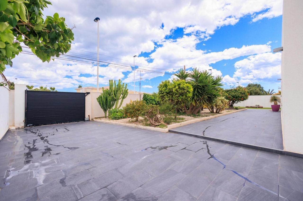 Villa Mi Sol Torrevieja Luaran gambar